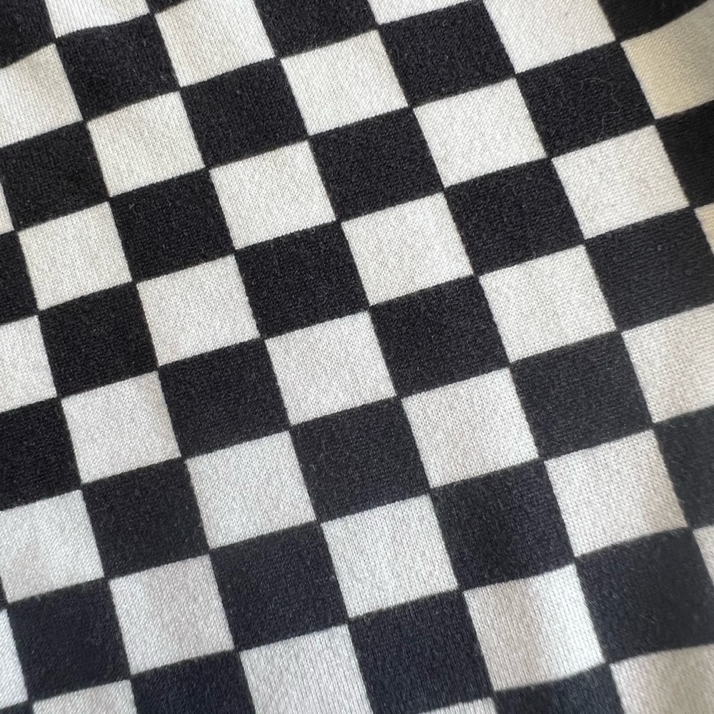 Checkered style - Picture 4 of 4